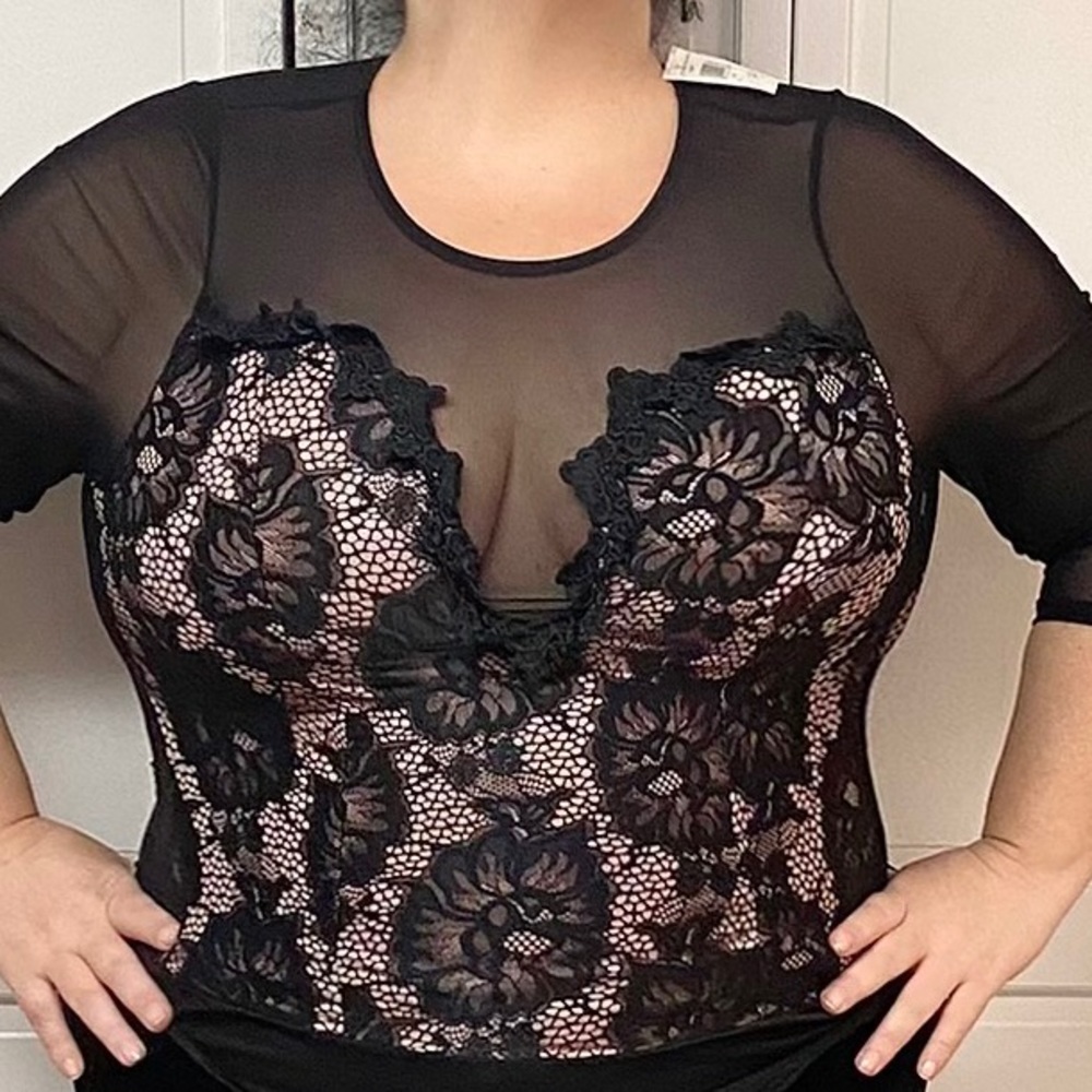 Sexy 2x Bustier sheer leotard